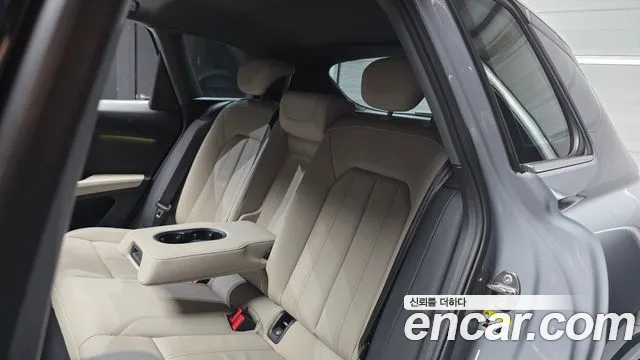 Audi Q4 e-tron 2023 thumb 12