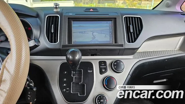 Kia Ray 2013 thumb 12