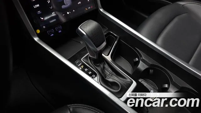 KG_Mobility_Ssangyong Torres 2022 thumb 8