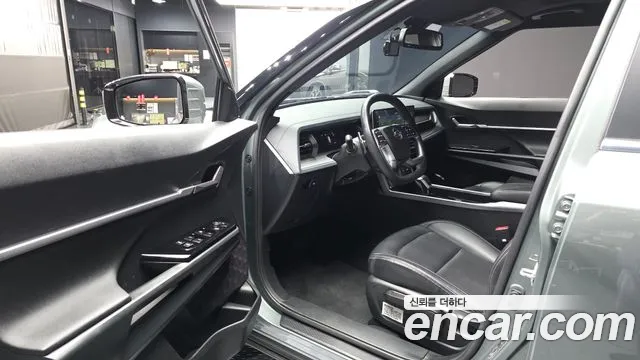 KG_Mobility_Ssangyong Torres 2022 thumb 9