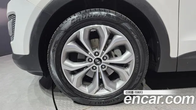 Hyundai Santa Fe 2014 thumb 5