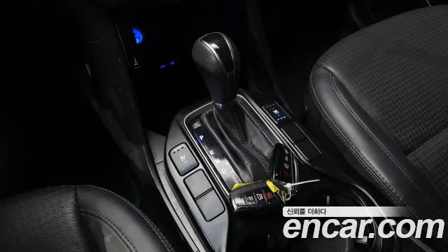 Hyundai Santa Fe 2014 thumb 9