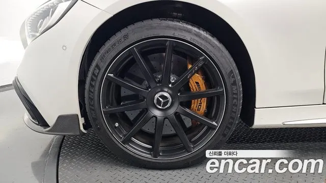 Mercedes-Benz S-Класс 2015 thumb 4