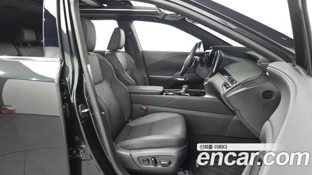 Lexus RX 2025 thumb 11