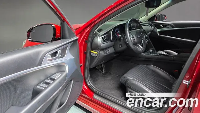 Genesis G70 2019 thumb 12