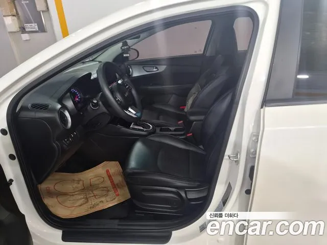 Kia K3 2022 thumb 8