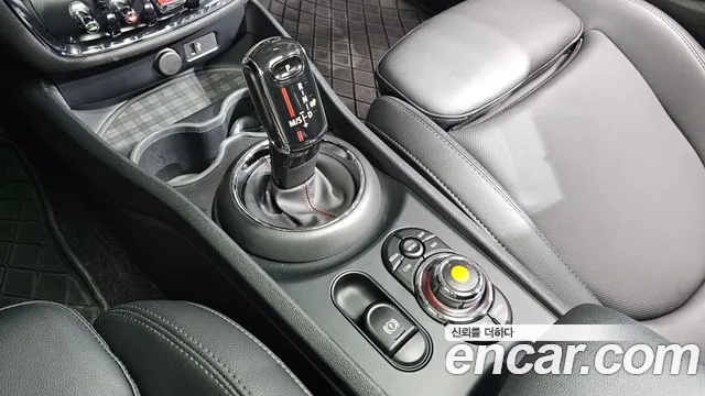 MINI Clubman 2020 thumb 8
