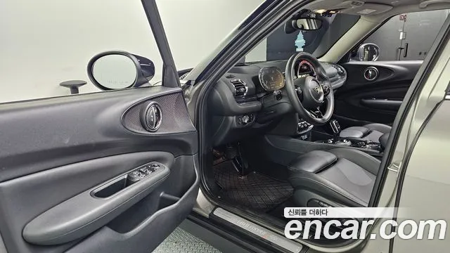 MINI Clubman 2020 thumb 9
