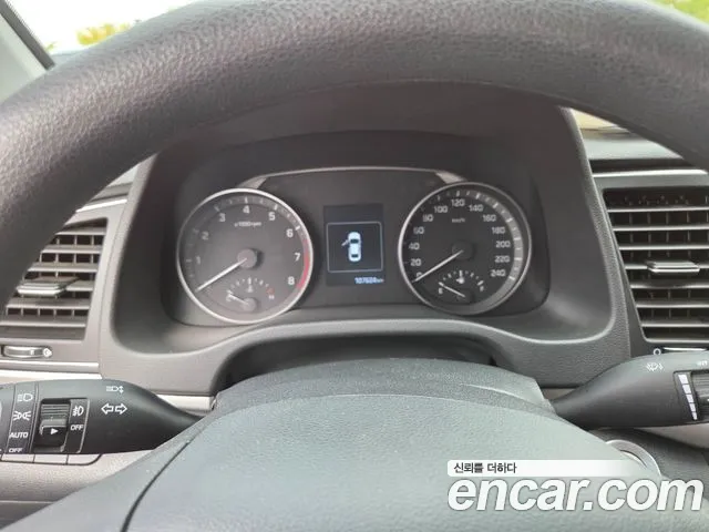 Hyundai Avante 2017 thumb 8