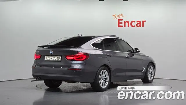 BMW Gran Turismo 2020 thumb 2