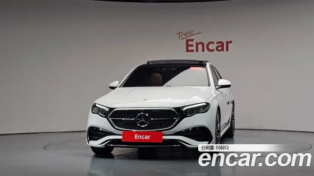 Mercedes-Benz E-Класс 2025 thumb 2