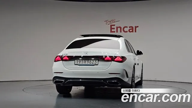 Mercedes-Benz E-Класс 2025 thumb 3
