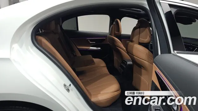 Mercedes-Benz E-Класс 2025 thumb 10