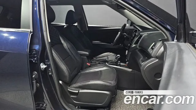 KG_Mobility_Ssangyong TIBOLI 2018 thumb 10