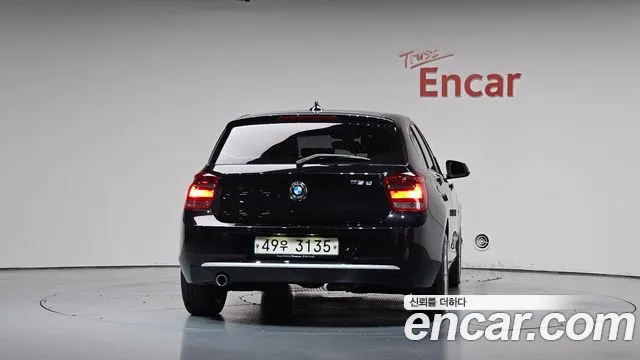 BMW 1-Series 2014 thumb 4