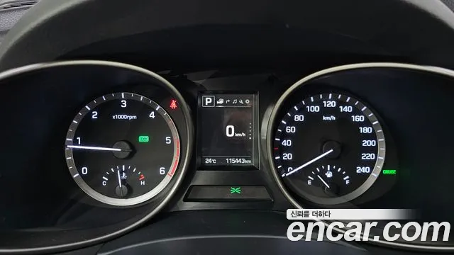 Hyundai Santa Fe 2017 thumb 7