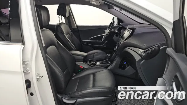 Hyundai Santa Fe 2017 thumb 10