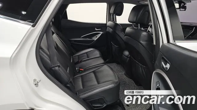 Hyundai Santa Fe 2017 thumb 11