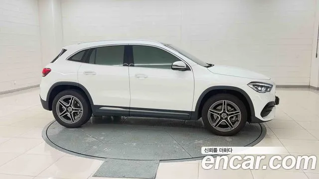 Mercedes-Benz GLA 2022 thumb 6