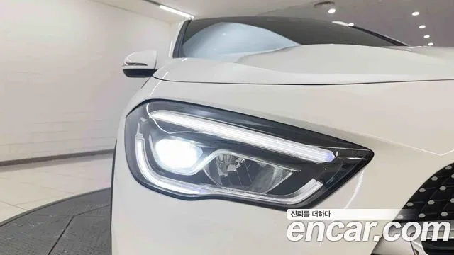 Mercedes-Benz GLA 2022 thumb 10