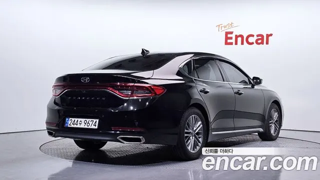 Hyundai Grandeur 2018 thumb 2