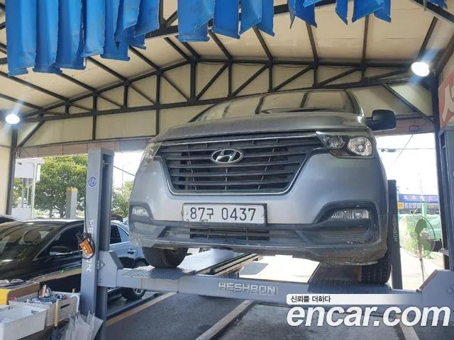 Hyundai Starex 2018 thumb 5