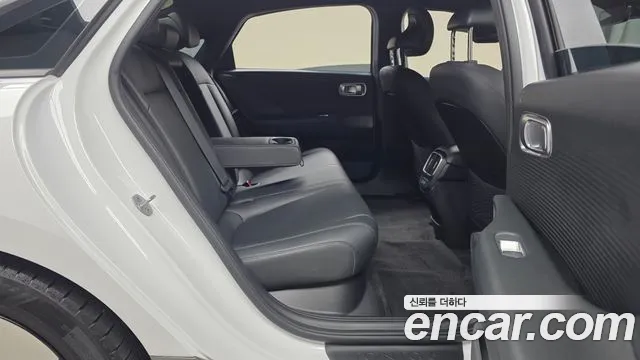 Hyundai IONIQ 6 2022 thumb 11