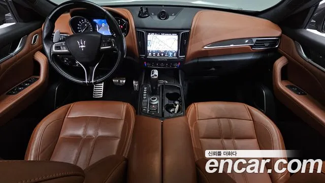 Maserati Levante 2019 thumb 6