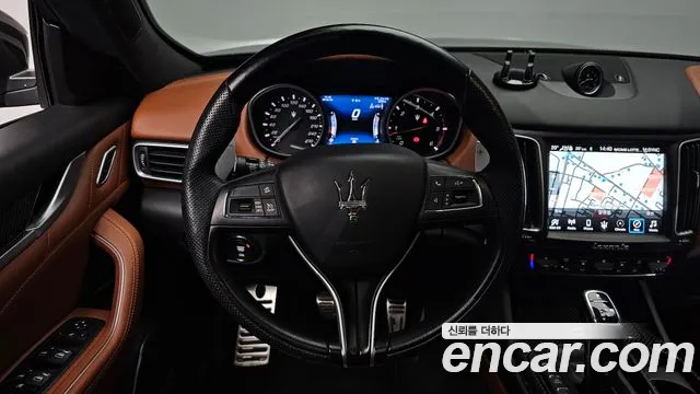 Maserati Levante 2019 thumb 12