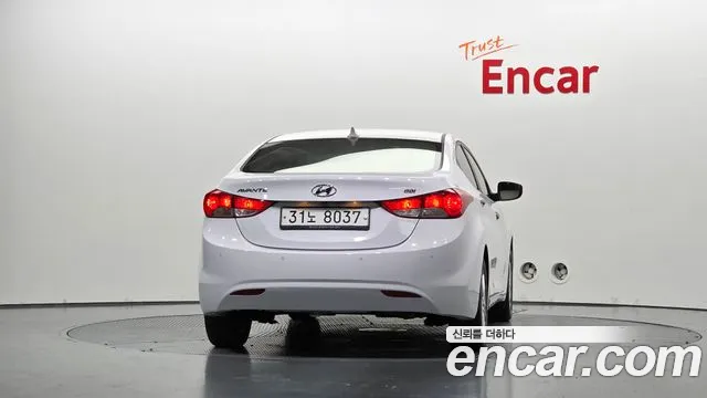 Hyundai Avante 2013 thumb 3