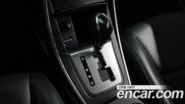 Hyundai Avante 2013 thumb 8