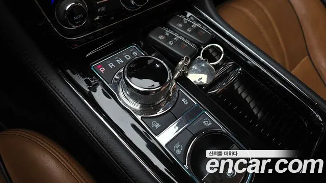 Jaguar XJ 2018 thumb 9