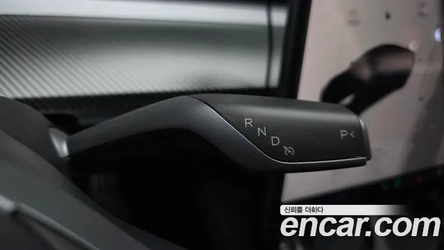 Tesla Model 3 2021 thumb 8