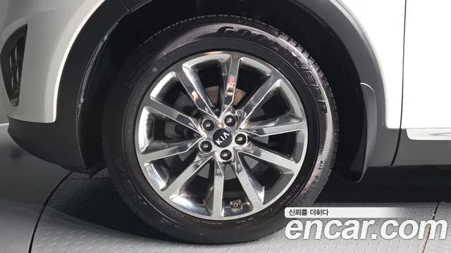 Kia Sorento 2015 thumb 5