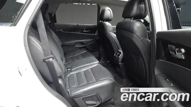 Kia Sorento 2015 thumb 12