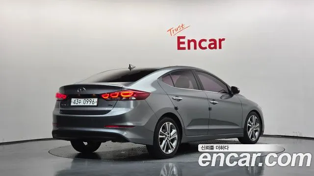 Hyundai Avante 2015 thumb 2