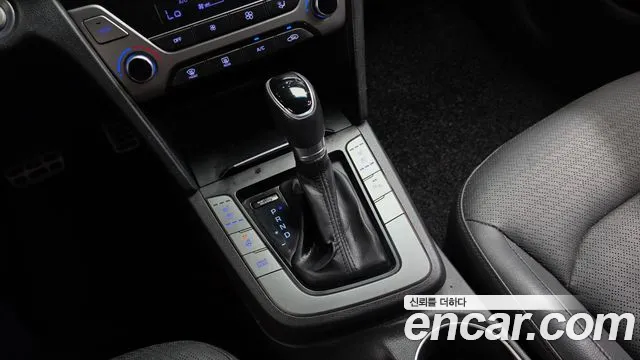 Hyundai Avante 2015 thumb 9