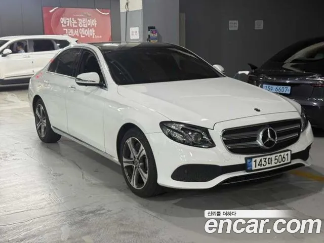 Mercedes-Benz E-Класс 2017 thumb 2