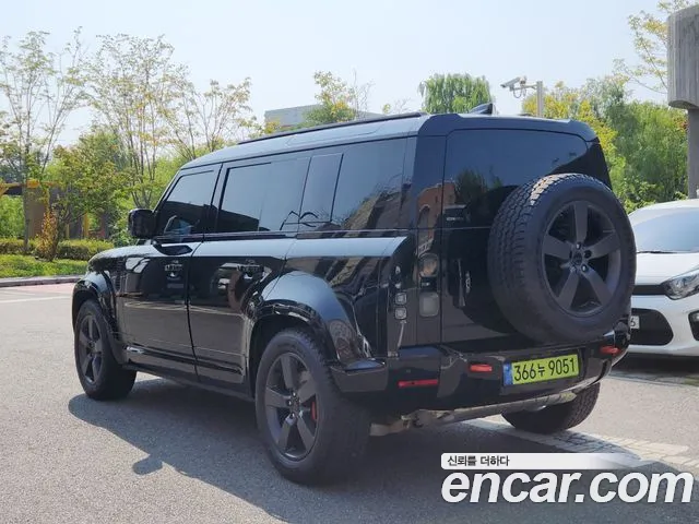 Land Rover Defender 2025 thumb 3