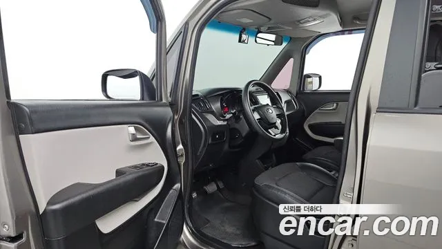 Kia Ray 2017 thumb 10