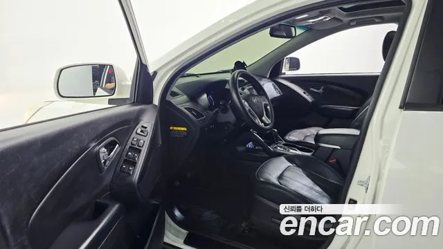 Hyundai Tucson 2012 thumb 10