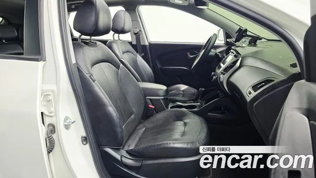Hyundai Tucson 2012 thumb 12