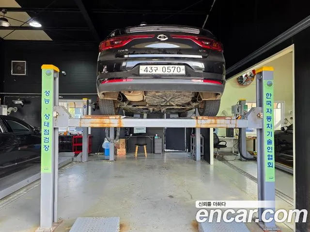 Renault-KoreaSamsung Megane 2016 thumb 3