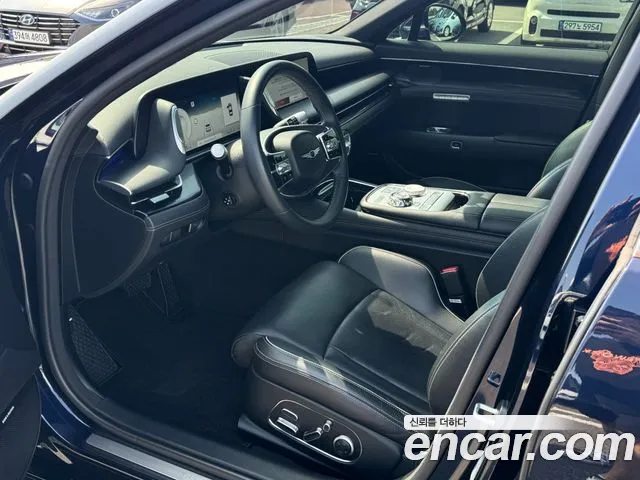 Genesis G90 2022 thumb 10