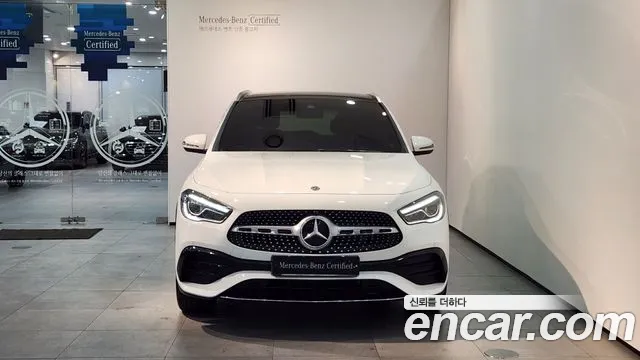 Mercedes-Benz GLA 2023 thumb 4