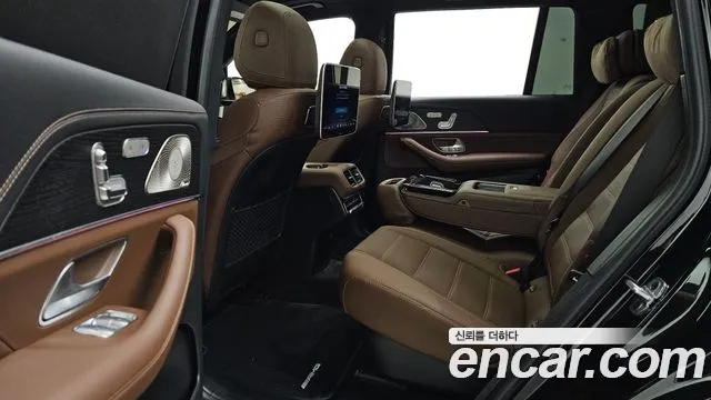 Mercedes-Benz GLS 2023 thumb 11