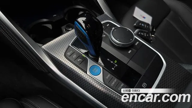 BMW i4 2022 thumb 9