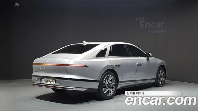Hyundai Grandeur 2023 thumb 2