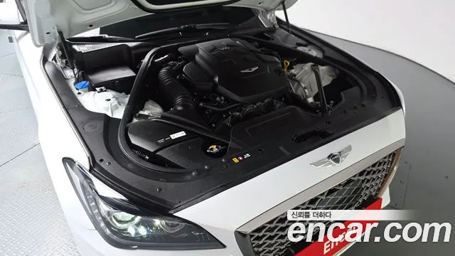 Genesis G80 2019 thumb 5