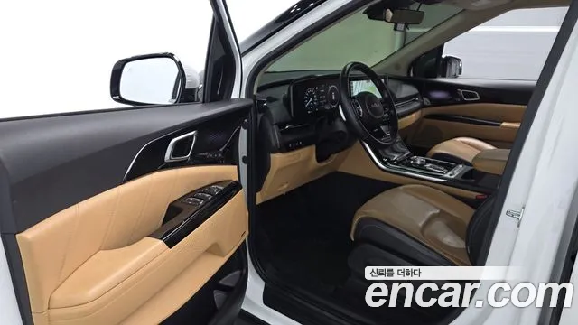 Kia Carnival 2021 thumb 10